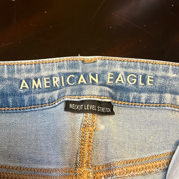 Size 8 American Eagle skinny jeans. Next Level Stretch. - Picture 2 of 6
